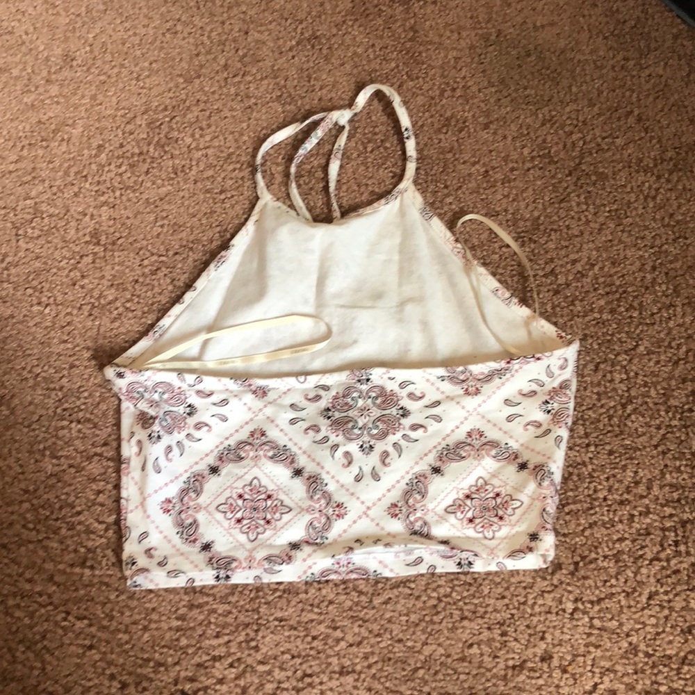 Patterned Crop Tank - Picture 2 of 2